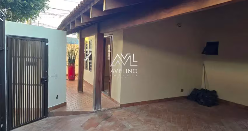 Casa com 3 quartos para alugar na Evereste, 377, Jardim São Lourenço, Campo Grande