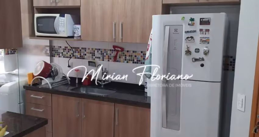 Apartamento - quintal privativo - 2 dormitórios - rico em planejados
