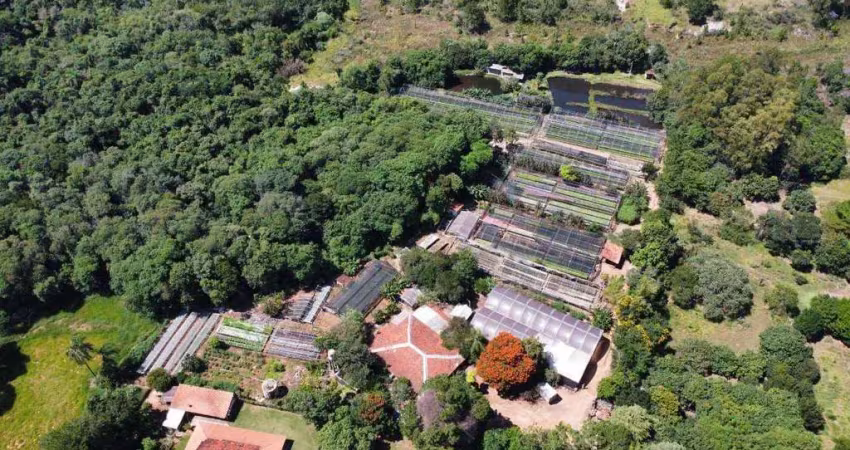 Chácara com 3 dormitórios à venda, 484000000 m² por r$ 1.300.000,00 - conjunto habitacional popular altos - botucatu/sp