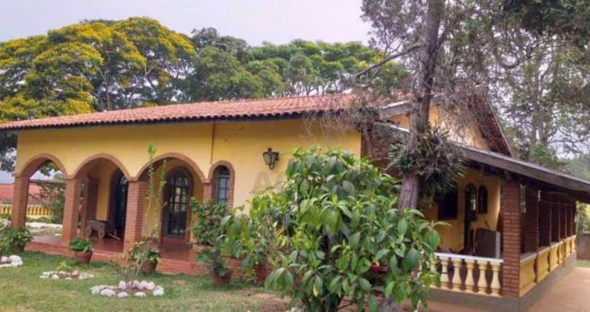 Sítio com 7 dormitórios à venda, 61500 m² por R$ 1.500.000 - Chácara de Recreio Jardim Alvorada - Botucatu/SP