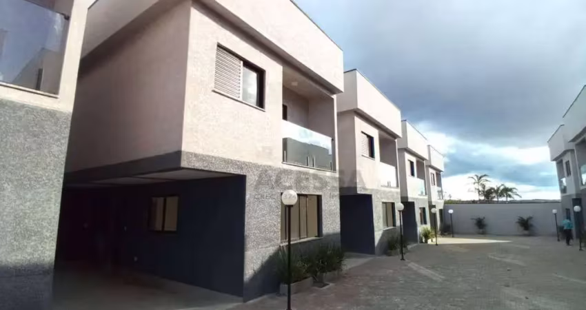 Sobrado com 2 dormitórios à venda, 70 m² por r$ 295.000,00 - jardim ipyranga - botucatu/sp