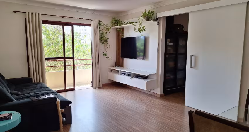 Apartamento de 99m² - 3 dormitórios - Jardim Ismênia - SJC.