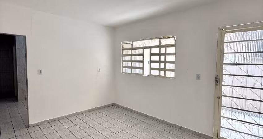 Edícula com 1 dormitório para alugar, 45 m² por R$ 2.000/mês - Jardim Satélite - São José dos Campos/SP