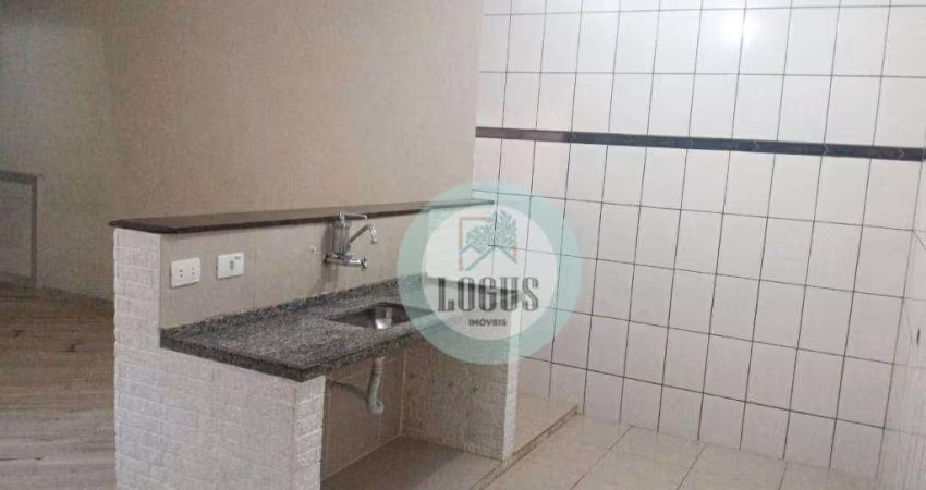Sobrado bem distribuído com 160m² composto por 3 dormitórios sendo 1 suíte e closet, à venda por R$ 490.000 - Batistini, SBC/SP