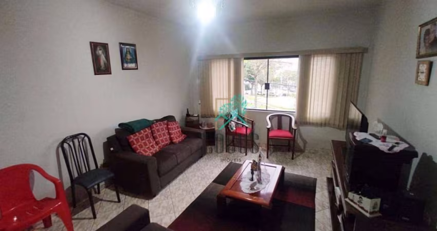 Sobrado com ótima disposição são 224m², composto por 3 dormitórios, à venda por R$ 615.000 - Jardim Las Vegas, Santo André/SP