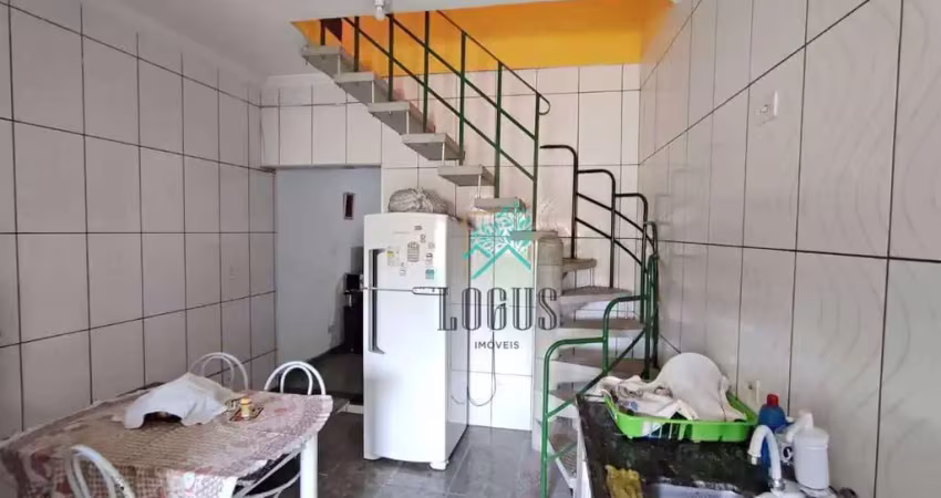 Sobrado bem distribuído com 84m² de área construída, com 2 dormitórios sendo 1 suíte, à venda por R$ 215.000 - Jardim das Orquídeas, SBC/SP