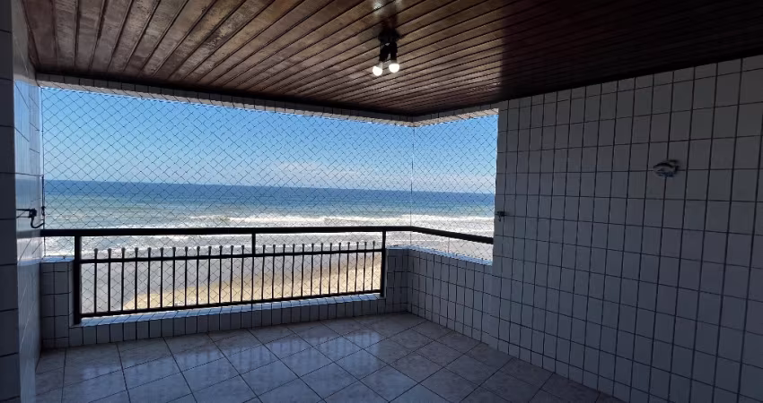 Lindo e enorme apartamento 3 Dorm pé na areia