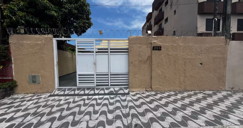 Casa lote inteiro 3 Dorm e Edícula