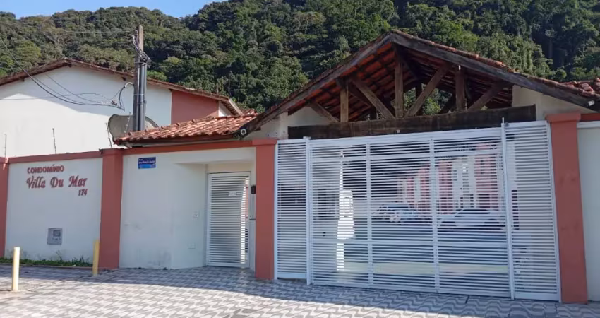 Oportunidade casa com 2 dormitórios em condomínio com piscina e área gourmet