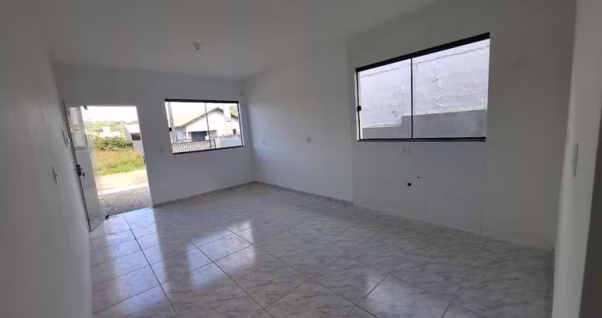Casa - Padrão, para Venda em Penha/SC
