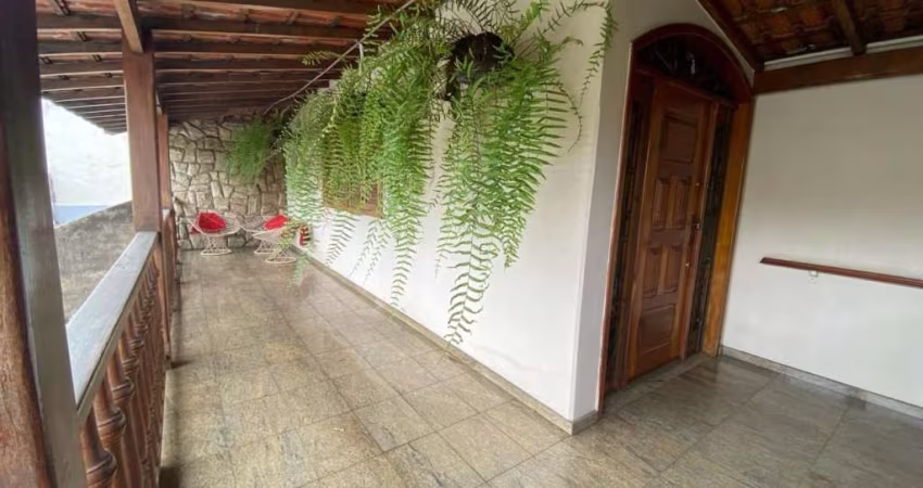 Casa com 4 quartos à venda, 357 m² por R$ 1.600.000 - Santa Terezinha - Juiz de Fora/MG