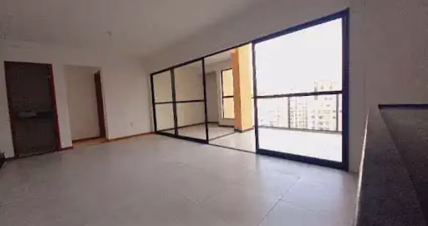 Cobertura com 4 dormitórios, 3 suítes , 3 vagas à venda, 222 m² por R$ 1.170.000 - São Mateus - Juiz de Fora/MG