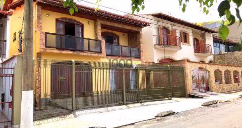 Casa, 250 m² - venda por R$ 980.000,00  - Bosque dos Pinheiros - Juiz de Fora/MG