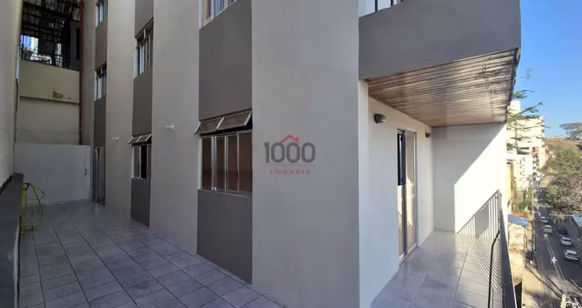 Apartamento garden com 3 quartos e suíte e varanda, sala com varanda, cozinha, área e vaga pra 2 carros