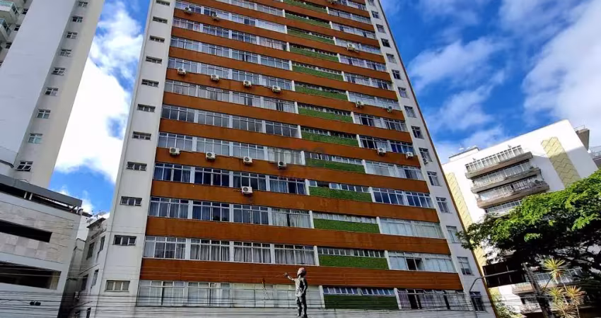 3 quartos com elevador e portaria 24hs em frente jesuítas