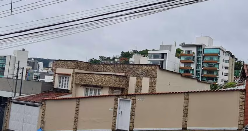 Casa 4 quartos - Bom Pastor