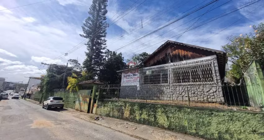 Terreno à venda na Rua Franklin Soares Ferreira, Grama, Juiz de Fora