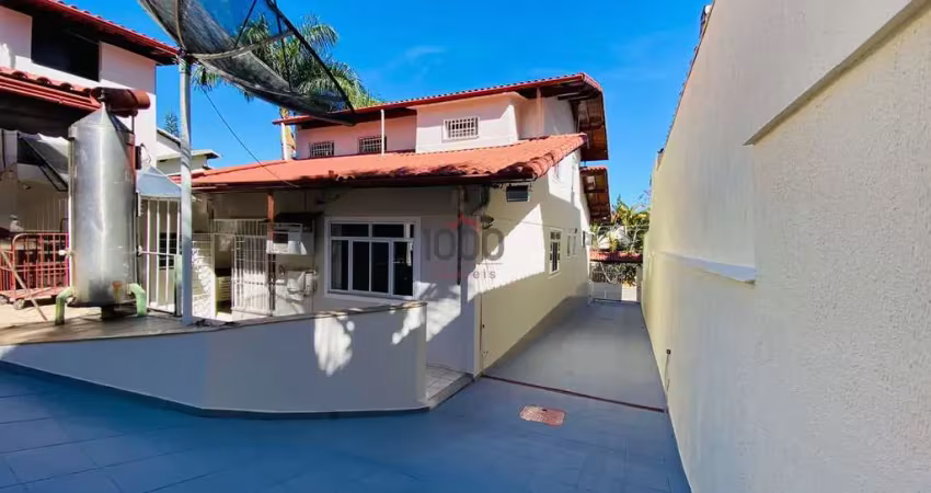 Casa com 4 quartos à venda na Rua Ivon José Curi, Portal da Torre, Juiz de Fora