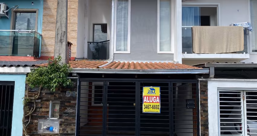 Sobrado geminado com 51m² - Bairro Jardim Paraiso, Joinville/SC.