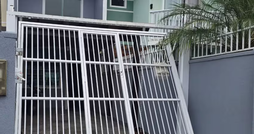 Imóvel lindo, sobrado geminado pronto para morar, localizado no coração do aventureiro.