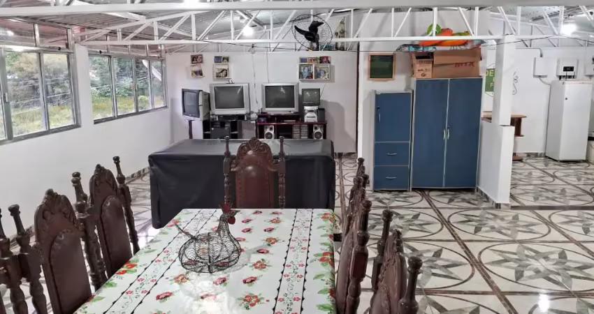 Excelente localização, ótima topografia, maravilhosa casa