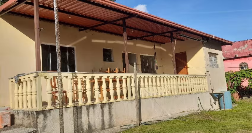 Casa no Condomínio Recanto do sol, cantinho aconchegante, tranquilo, seguro,com natureza exuberante