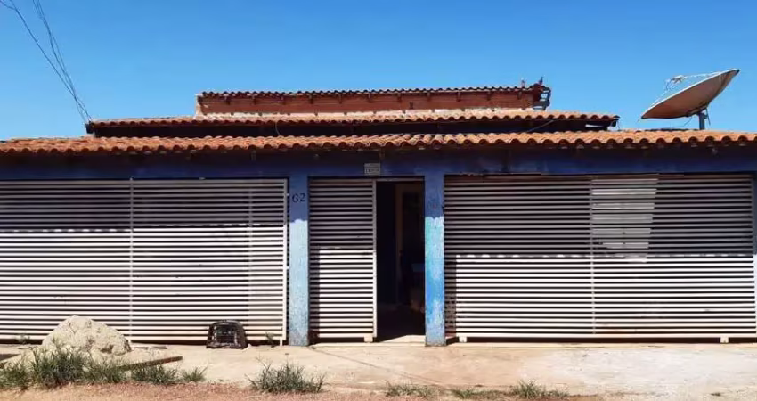 Casa à venda com piscina em nova esperança, cuiabá, mt, a apenas 600 metros do novo fort atacadista