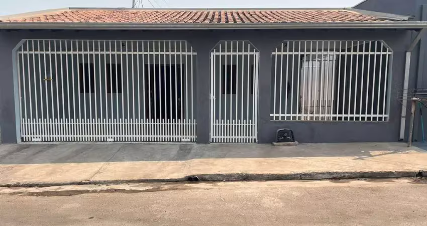 Casa com 2 quartos à venda na Rua B-5, 5, Parque Cuiabá, Cuiabá