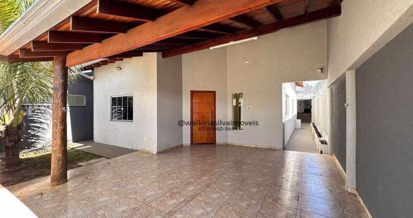 Casa à venda 03 quartos suíte com piscina - Oliveira III