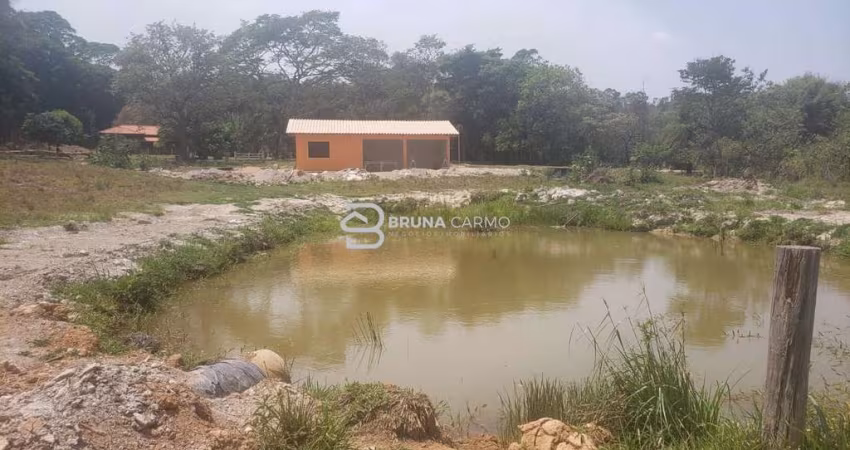 Chácara com 3.000m² em Medeiros Itatiaiuçu , excelente localização!