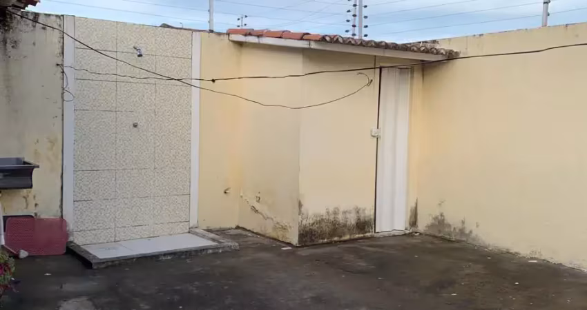Casa com 3 quartos à venda na Rua Topázio, 100, Maraponga, Fortaleza