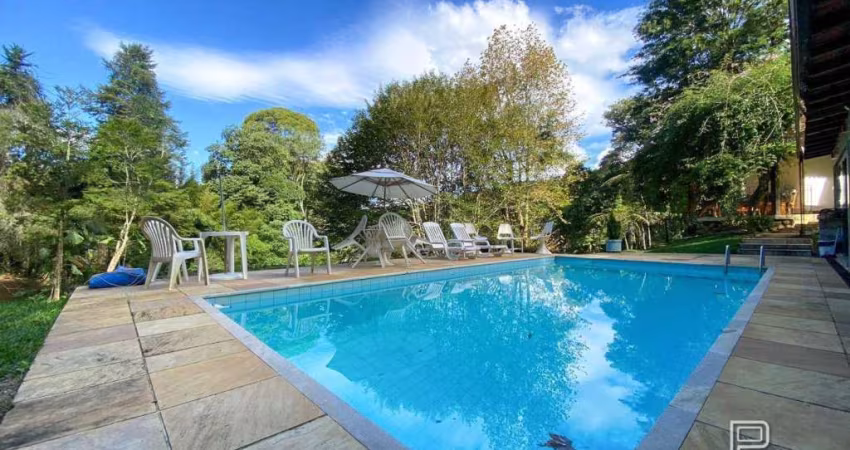 Casa com 5 dormitórios à venda, 284 m² por r$ 1.700.000,00 - parque do imbui - teresópolis/rj