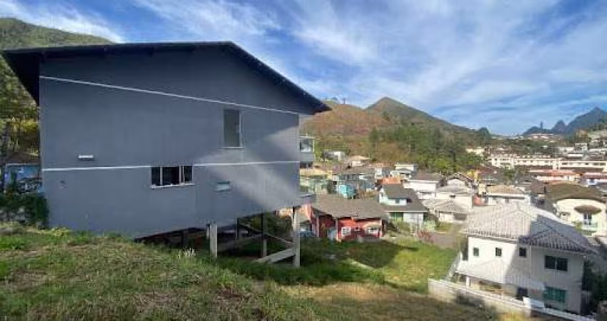 Terreno à venda, 242 m² por R$ 239.900,00 - Tijuca - Teresópolis/RJ
