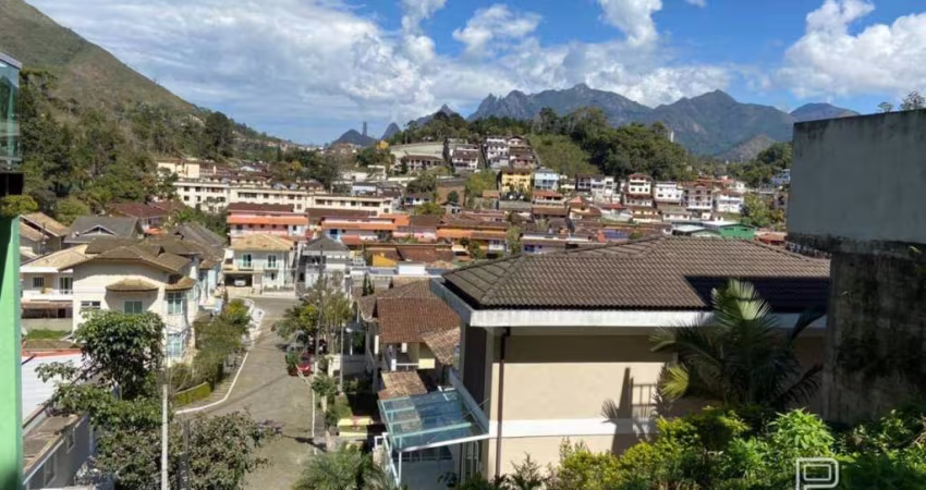 Terreno à venda, 249 m² por R$ 319.900,00 - Tijuca - Teresópolis/RJ