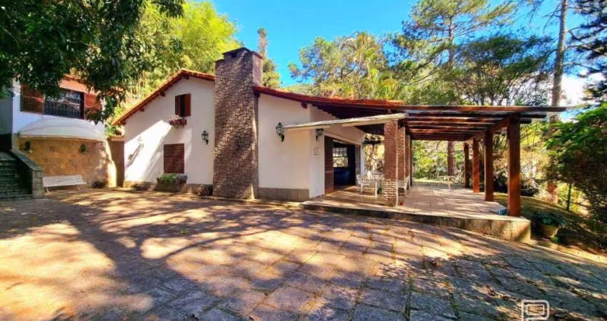 Casa à venda, 400 m² por R$ 2.200.000,00 - Barra do Imbuí - Teresópolis/RJ