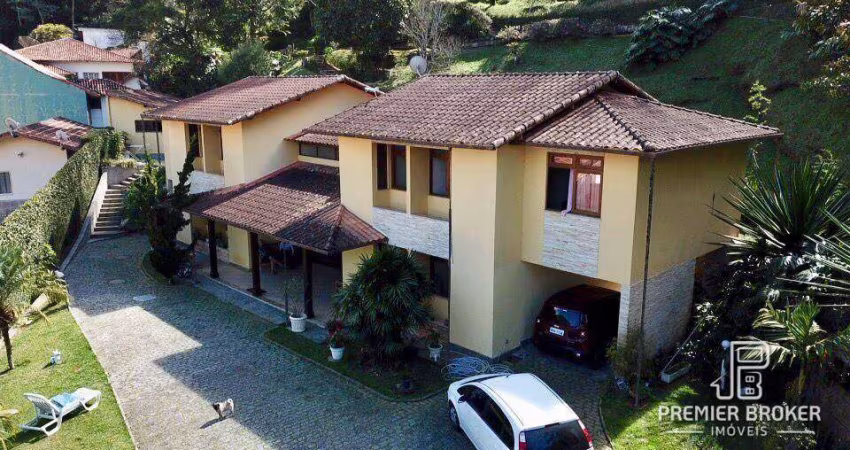 Casa à venda, 680 m² por R$ 2.900.000,00 - Cascata dos Amores - Teresópolis/RJ