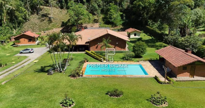 Casa à venda, 350 m² por R$ 2.490.000,00 - Fazenda Boa Fé - Teresópolis/RJ