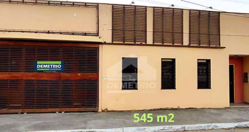 Terreno em condomínio fechado à venda na Vila Roma, Roseira 