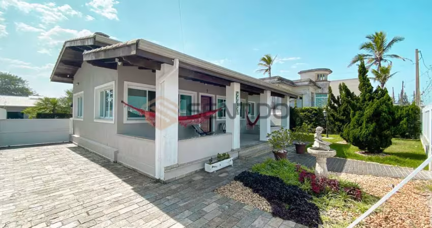 Casa com 6 quartos à venda no Centro, Itanhaém 