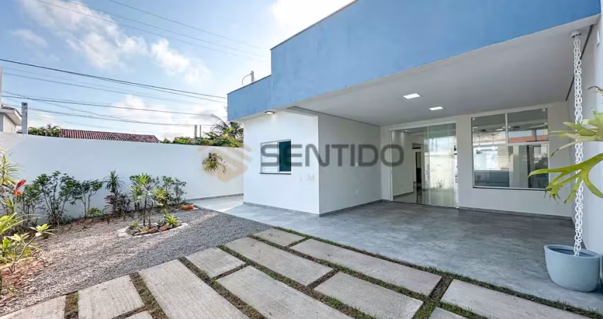 Casa térrea nova em itanhaém – 3 suítes, piscina e a 1 quadra da praia