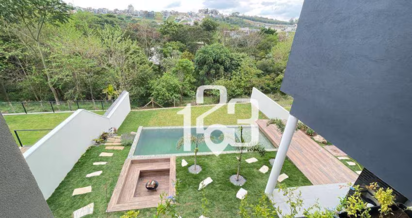 Casa com 3 dormitórios à venda, 278 m² por R$ 2.680.000,00 - Condomínio Vale das Águas - Bragança Paulista/SP