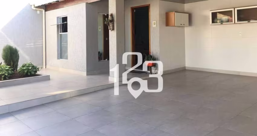 Casa com 3 dormitórios à venda, 160 m² por R$ 625.000 - Vila Batista - Bragança Paulista/SP