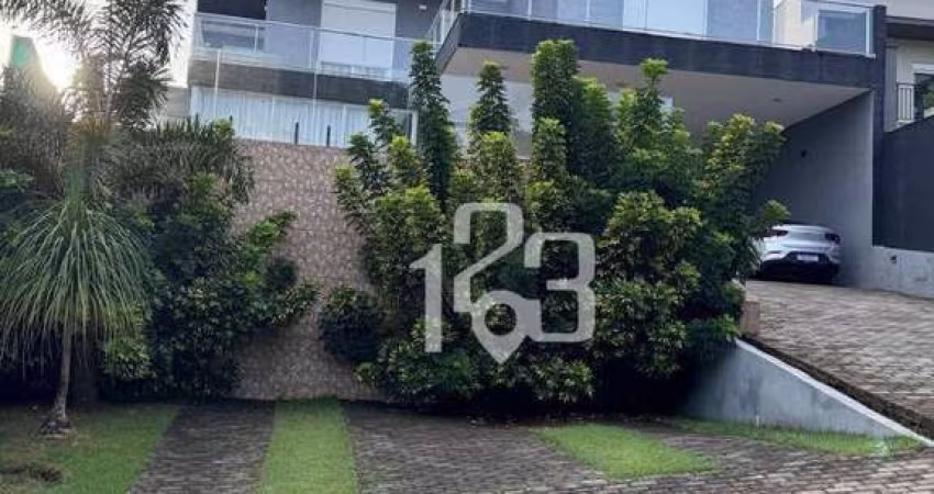 Casa com 5 dormitórios à venda, 370 m² por R$ 2.500.000,00 - Condomínio Portal de Bragança - Bragança Paulista/SP