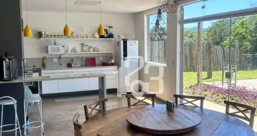 Casa com 3 dormitórios para alugar, 200 m² por r$ 6.400/mês - zona rural - joanópolis/sp