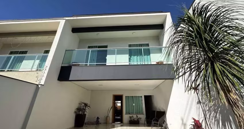 Casa com 3 quartos à venda no Colúmbia, Londrina 