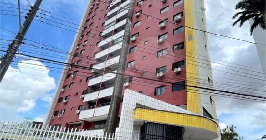 Apartamento com 3 quartos à venda em Fátima - CE