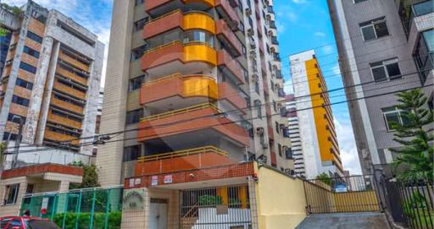 Apartamento com 3 quartos à venda em Meireles - CE