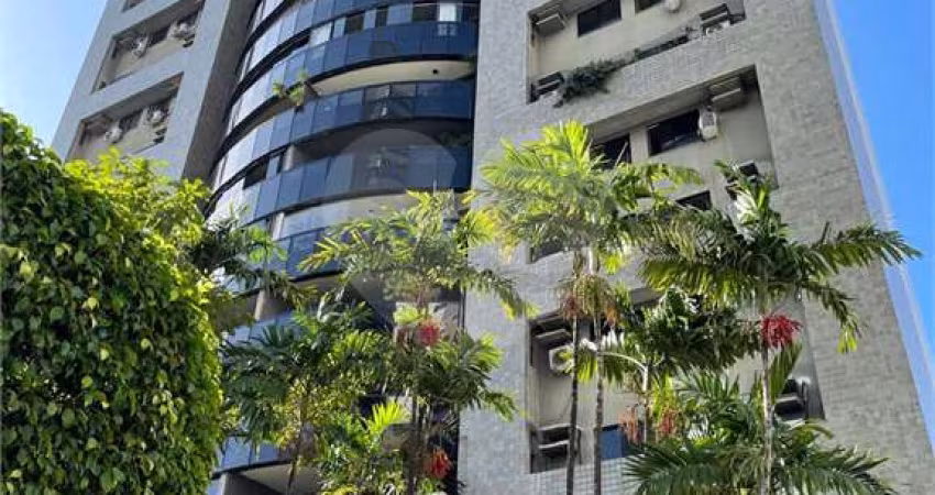 Apartamento com 4 quartos à venda em Cocó - CE