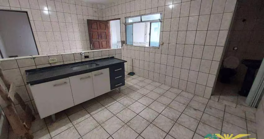 Casa com 1 dormitório para alugar, 50 m² por R$ 900,00/mês - Inamar - Diadema/SP