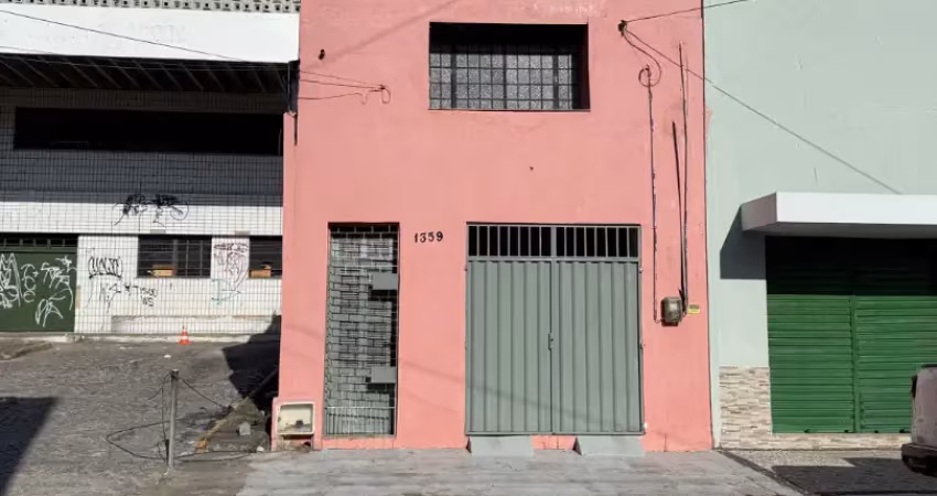 Casa com 2 quartos à venda na Rua João Tomé, 320, Monte Castelo, Fortaleza